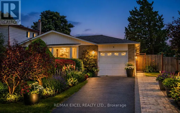 9 GLAMIS PLACE, Markham (Royal Orchard), Ontario L3T3G7