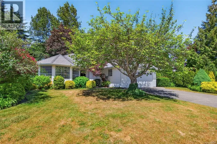2022 Valley View Dr, Courtenay, British Columbia V9N8M4