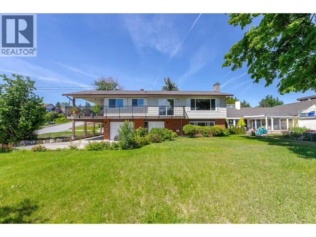14812 Downton Avenue, Summerland, British Columbia V0H1Z1