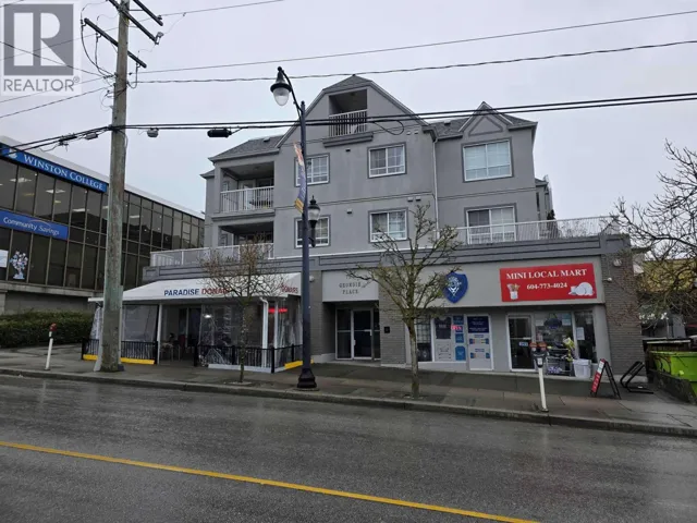 302 723 TWELFTH STREET, New Westminster, British Columbia V3M4J8