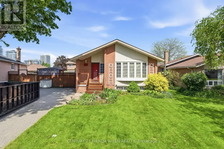 903 GRENOBLE BOULEVARD, Pickering (Bay Ridges), Ontario L1W1T9