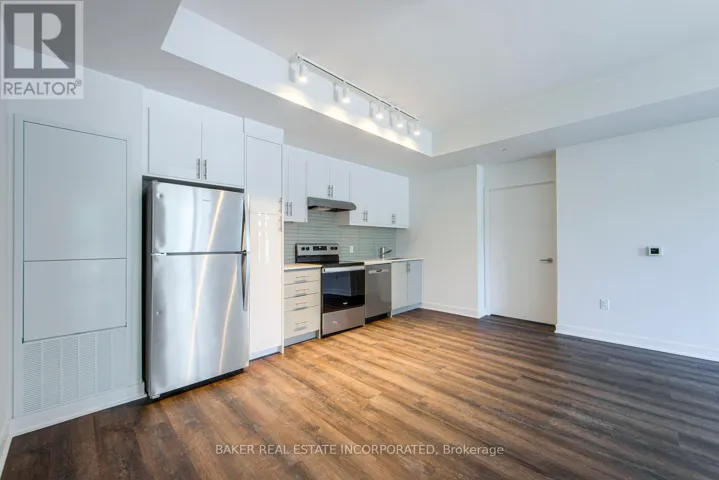 221 - 3030 PHARMACY AVENUE, Toronto (L'Amoreaux), Ontario M1W2N7