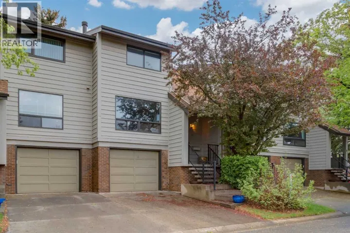 10, 3302 50 Street NW, Calgary, Alberta T3A2C6