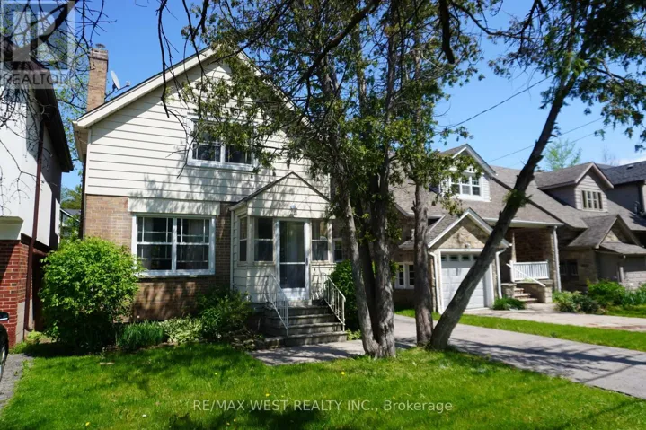 1109 ROYAL YORK ROAD, Toronto (Kingsway South), Ontario M8X2G8