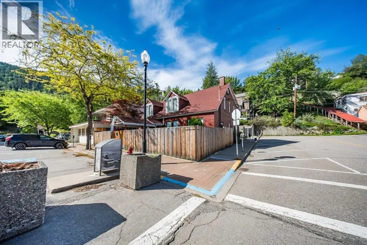 1500 CEDAR Avenue, Trail, British Columbia V1R4C6
