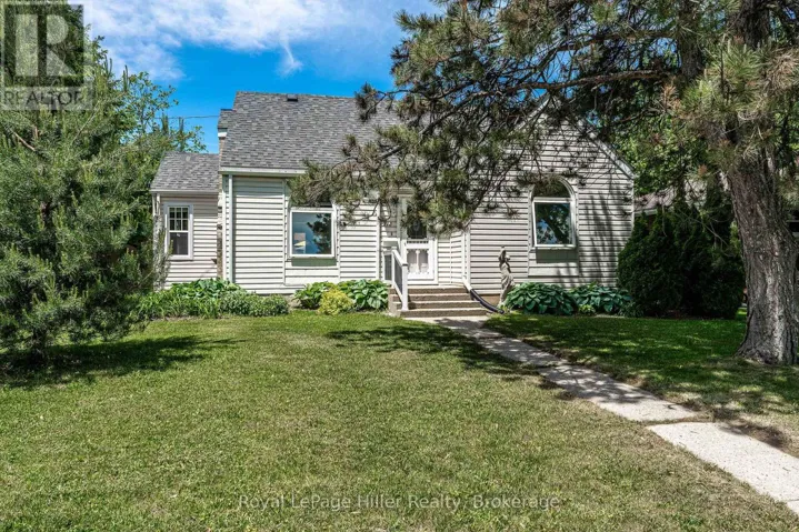 272 JOHN STREET N, Stratford, Ontario N5A6M1