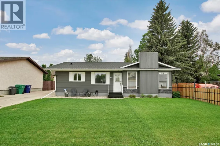 231 Roborecki CRESCENT, Saskatoon, Saskatchewan S7K5L1