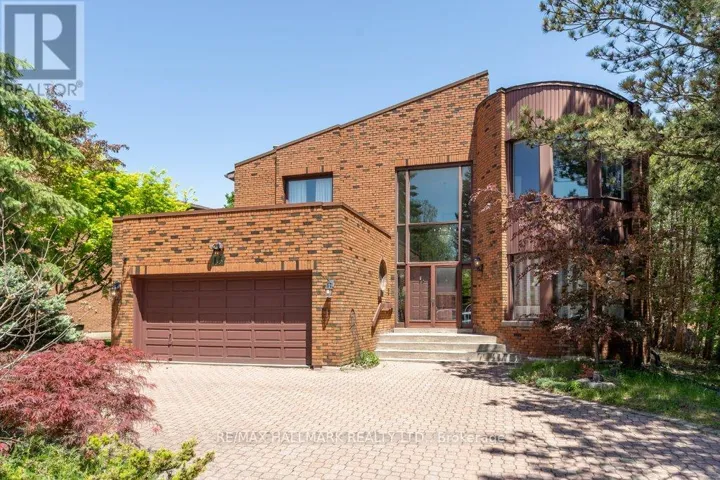 13 BALLYCONNOR COURT, Toronto (Bayview Woods-Steeles), Ontario M2M4C5