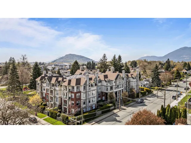 304 45700 WELLINGTON AVENUE, Chilliwack Proper West, Chilliwack, British Columbia V2P2E4