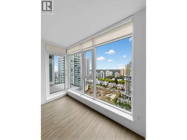 2404 6398 SILVER AVENUE, Burnaby, British Columbia V5H0K7
