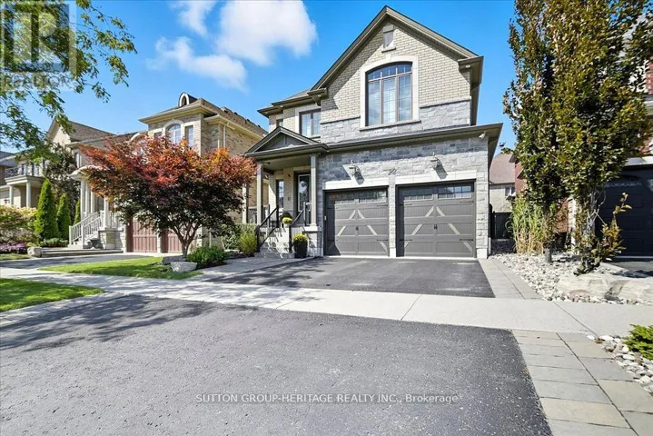 22 GLENGOWAN STREET, Whitby (Taunton North), Ontario L1R0K9