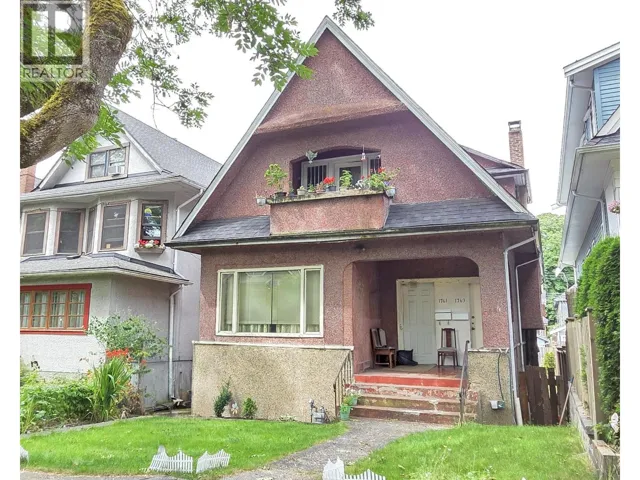 1761 WILLIAM STREET, Vancouver, British Columbia V5L2R5