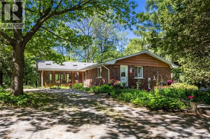 1265 BRITTANIA Road, Burlington, Ontario L7P0E7
