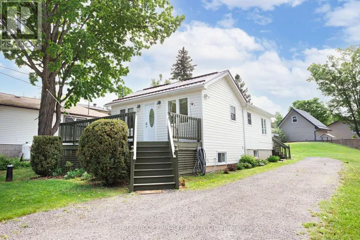 5 FAWN STREET, Kawartha Lakes (Fenelon), Ontario K0M1L0