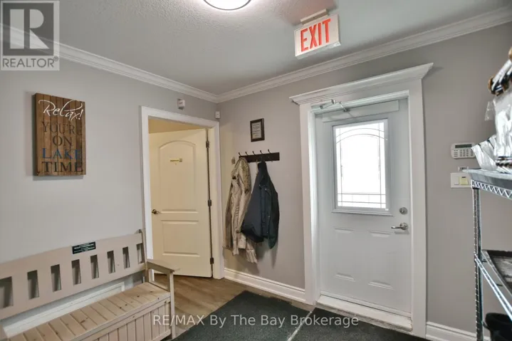 780