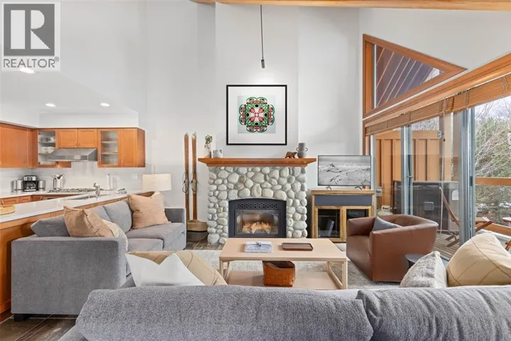 A 4847 CASABELLA CRESCENT, Whistler, British Columbia V8E0Z4