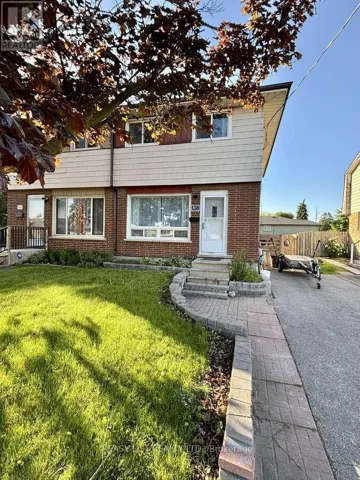 138 TAUNTON ROAD W, Oshawa (Samac), Ontario L1G3T3