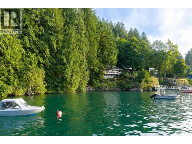 1558 MOUNT GARDNER ROAD, Bowen Island, British Columbia V0N1G2