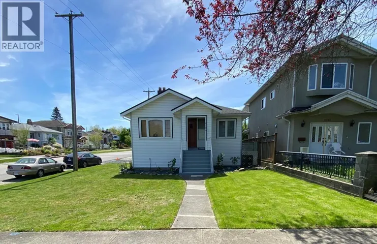 2790 WILLIAM STREET, Vancouver, British Columbia V5K2Y8