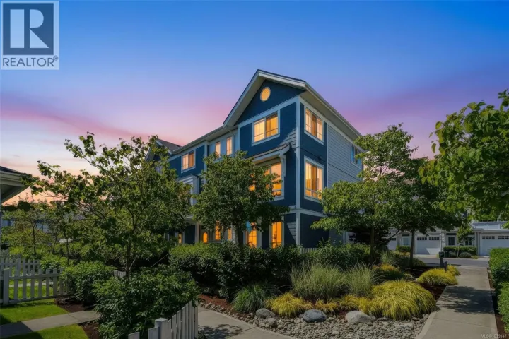 25 370 Latoria Blvd, Colwood, British Columbia V9C0N9
