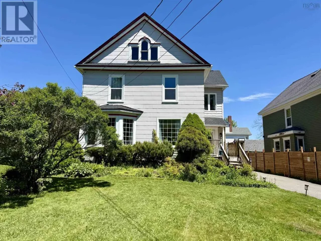 52 Rupert Street, Amherst, Nova Scotia B4H3R6