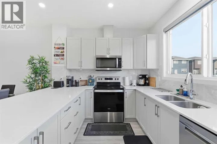 44 Amblefield Avenue NW, Calgary, Alberta T3P2C1