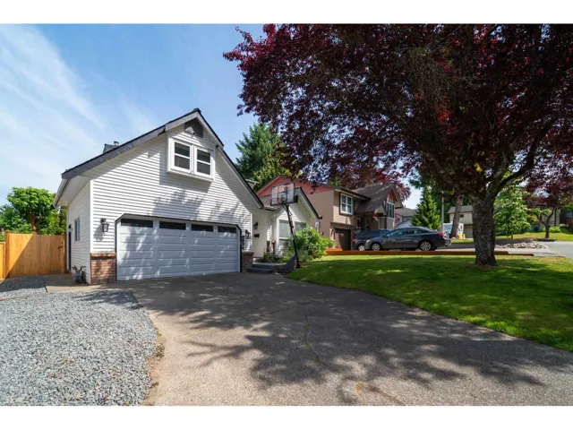 8034 138 STREET, Surrey, British Columbia V3W8P9