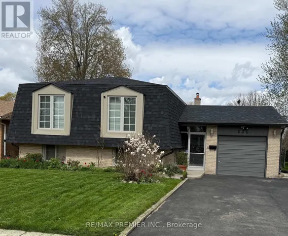 235 LOUIS DRIVE, Mississauga (Cooksville), Ontario L5B1Z1