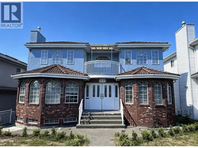 7275 VICTORIA DRIVE, Vancouver, British Columbia V5P3Z2