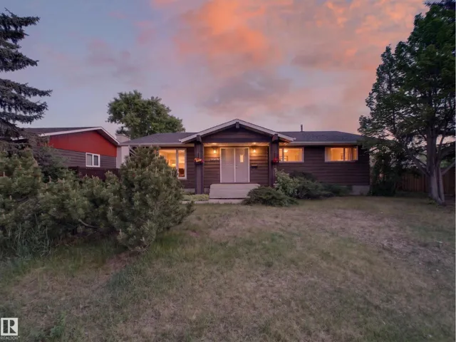 18416 90 AV NW, Edmonton, Alberta T5T1N7