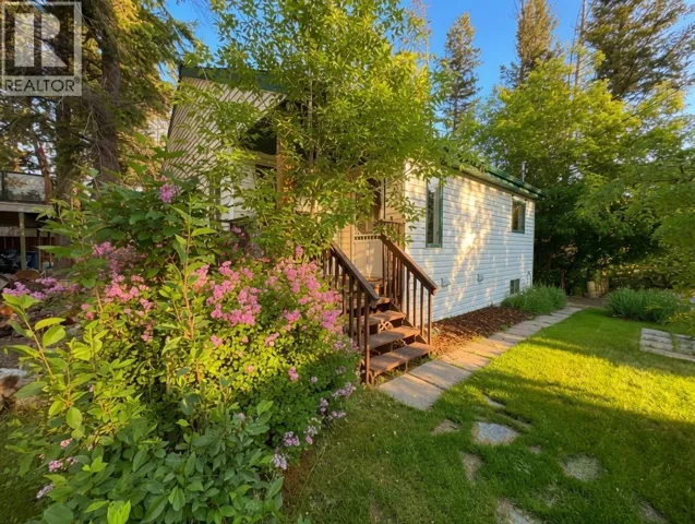 1409 10th Avenue, Invermere, British Columbia V0A1K0