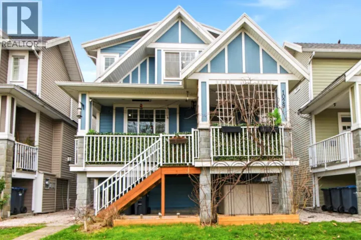 1029 SALTER STREET, New Westminster, British Columbia V3M0H5