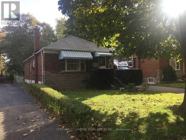 61 SHANGARRY DRIVE, Toronto (Wexford-Maryvale), Ontario M1R1A7
