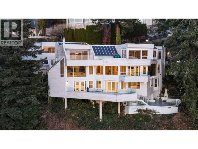 5530 PARTHENON PLACE, West Vancouver, British Columbia V7W2V7