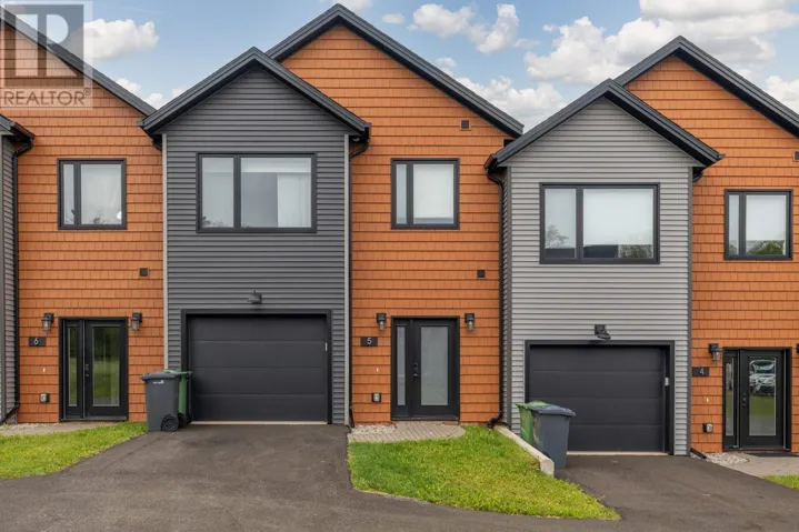5 12 Harold Court, Cornwall, Prince Edward Island C0A1H4