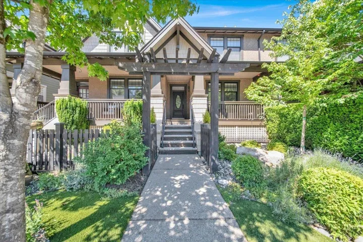 23127 BILLY BROWN ROAD, Langley, British Columbia V1M4G1