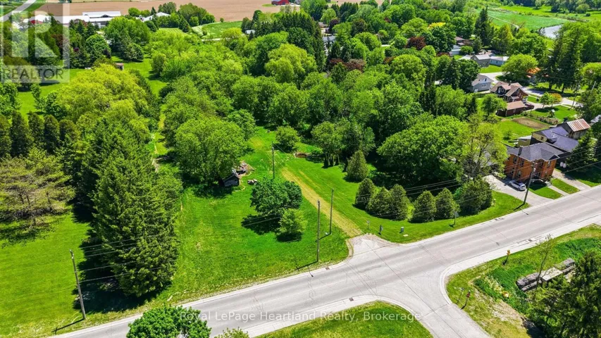 2057 WILLIAM STREET, Howick, Ontario N0G1V0