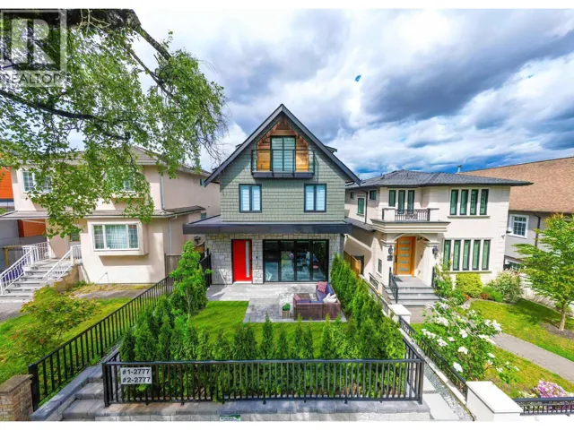 1 2777 E 27TH AVENUE, Vancouver, British Columbia V5R1N4