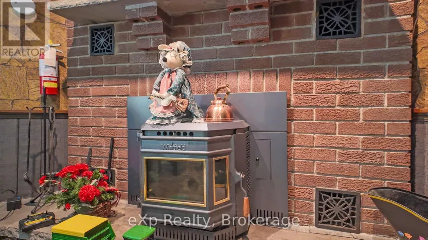 780