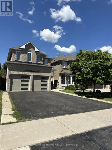 7240 VILLAGE WALK, Mississauga (Meadowvale Village), Ontario L5W1V8