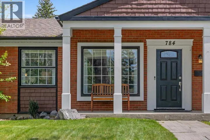 784 Acadia Drive SE, Calgary, Alberta T2J0C5