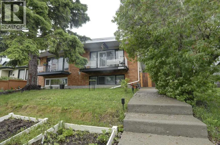 217 26 Avenue NE, Calgary, Alberta T2E1Z1
