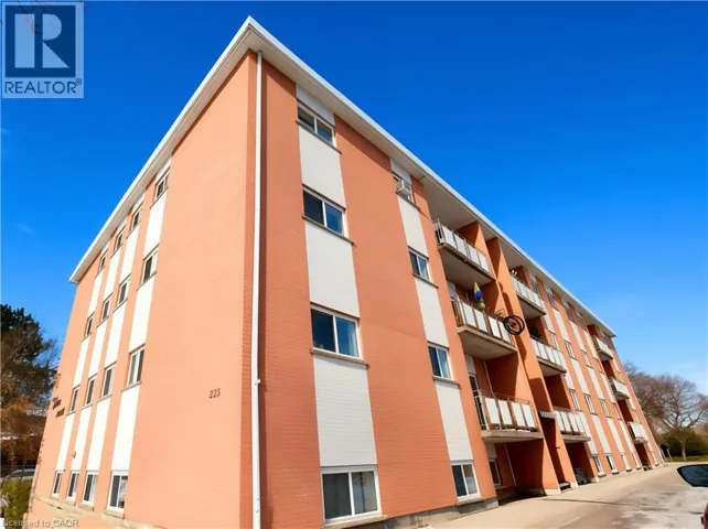 223 HEIMAN Street, Kitchener, Ontario N2M3M2
