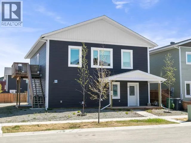 43 EVELYN AVENUE, Whitehorse, Yukon Y1A0S5
