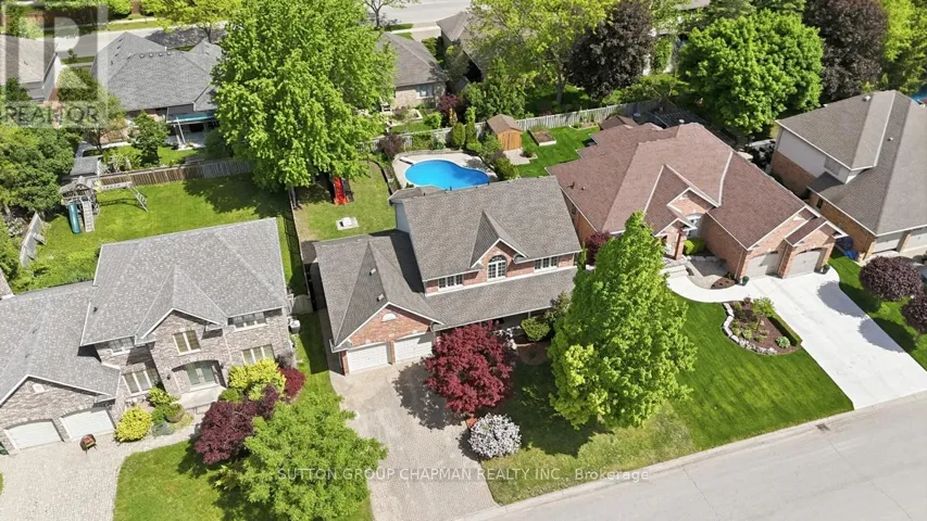 110 GREEN HEDGE LANE, London North (North O), Ontario N6H5A7