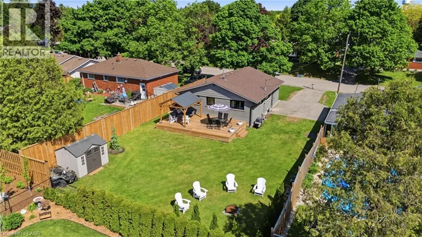 6 MCCAMMON Street, Paris, Ontario N3L1V9