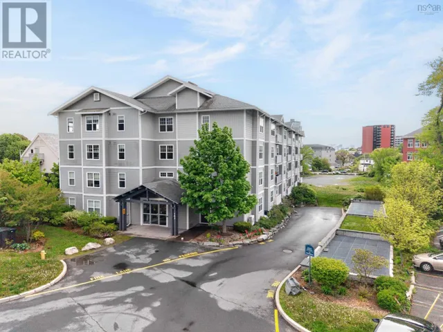 105 -162 Ochterloney Street, Dartmouth, Nova Scotia B2Y4X3