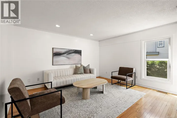 4 108 Dallas Rd, Victoria, British Columbia V8V1A3