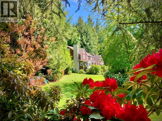 1188 Garden Gate Dr, Central Saanich, British Columbia V8M2H6
