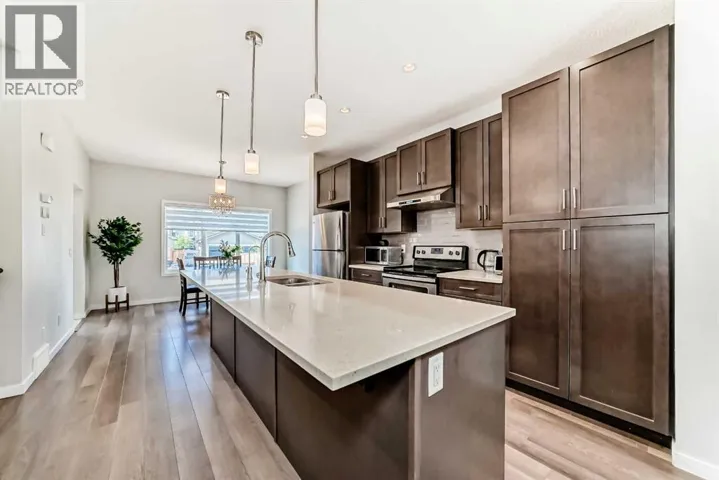 151 Copperpond Rise SE, Calgary, Alberta T2Z1J7